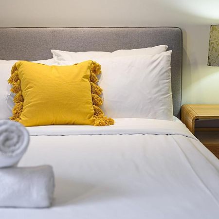 Comfy 2Bd Apt In Heart Of North Sydney Near By Cbd ภายนอก รูปภาพ